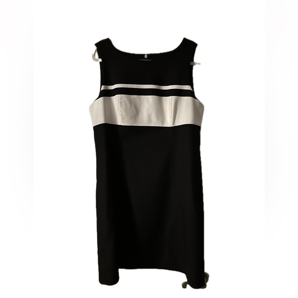 Black and White Sleeveless Dress